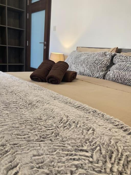 Dream Theatre Maisonette Marsaskala Bagian luar foto