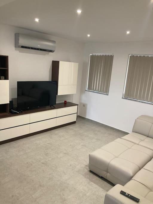 Dream Theatre Maisonette Marsaskala Bagian luar foto