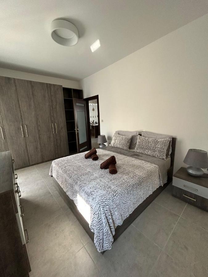 Dream Theatre Maisonette Marsaskala Bagian luar foto